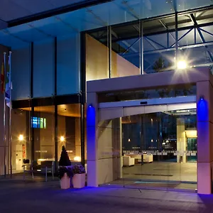 *** Hotel Holiday Express City 22@ By Ihg Espanha