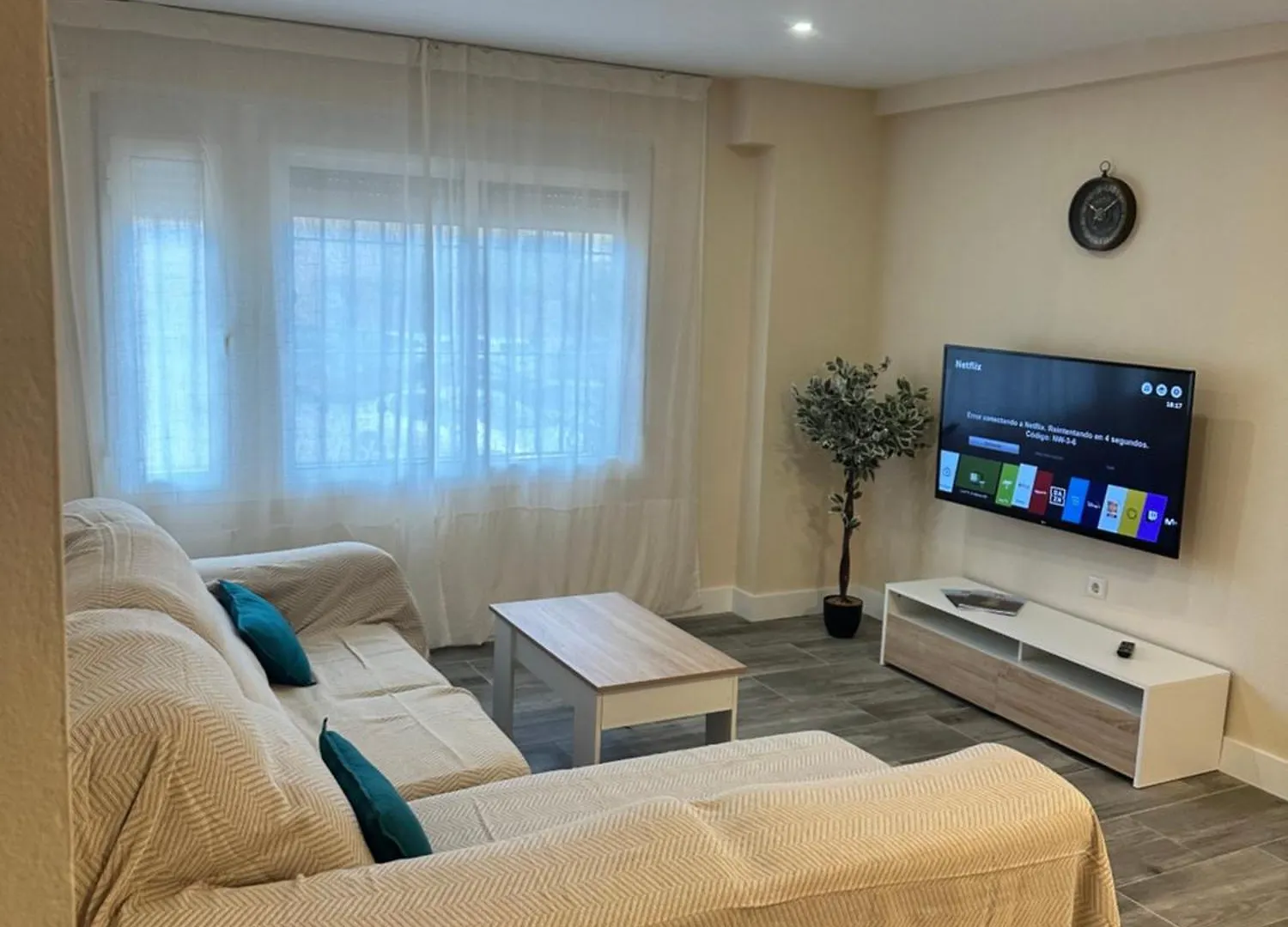 Apartment Pisito De La Lola Flores 2 Santiponce Spain